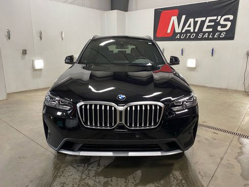 Used 2024 BMW X3 xDrive30i image 2