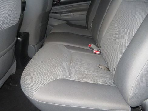 Used 2012 Toyota Tacoma 4x4 Double Cab image 26