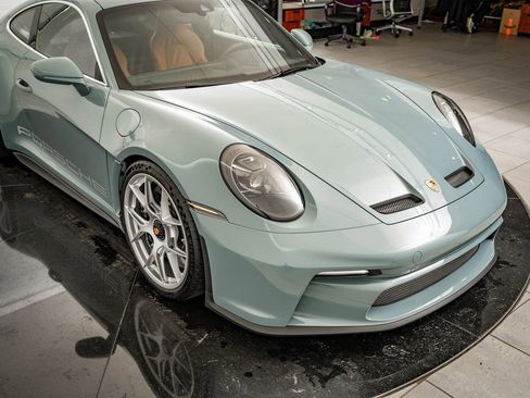 Certified 2024 Porsche 911 GT3 RS RWD image 18