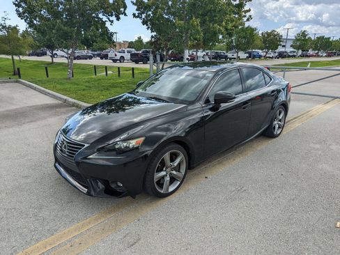 Used 2015 Lexus IS 350 image 2