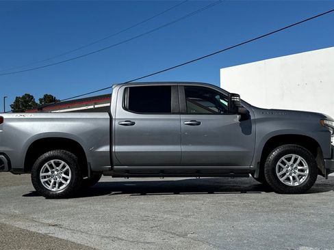 Used 2021 Chevrolet Silverado 1500 RST image 3