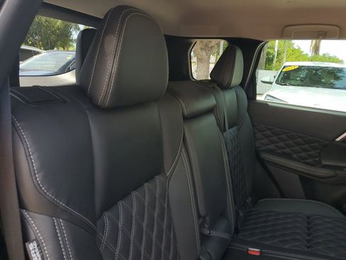 Used 2022 Mitsubishi Outlander SEL AWD/4WD image 25