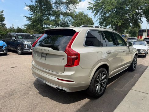 Used 2016 Volvo XC90 T6 Momentum w/ Momentum Plus Package AWD/4WD image 5