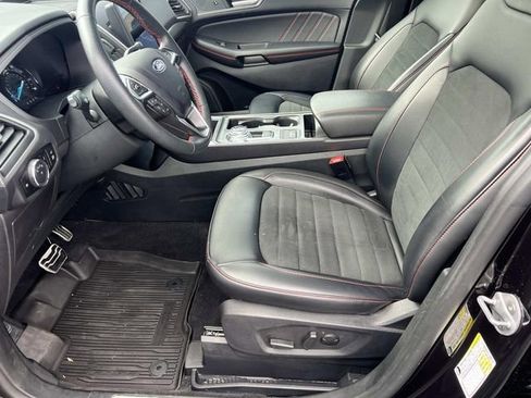 Certified 2024 Ford Edge ST-Line AWD/4WD image 17