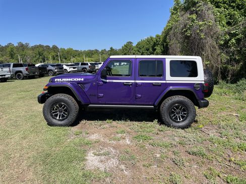 New 2026 Jeep Wrangler Unlimited Rubicon AWD/4WD image 4