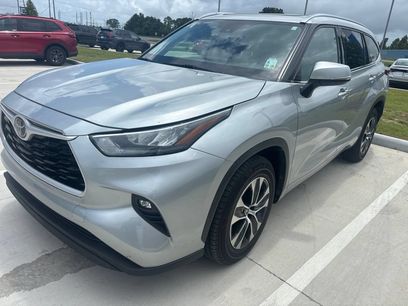 Used 2020 Toyota Highlander XLE