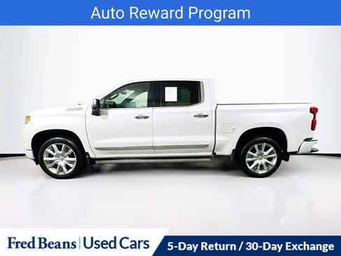 Used 2025 Chevrolet Silverado 1500 High Country image 4