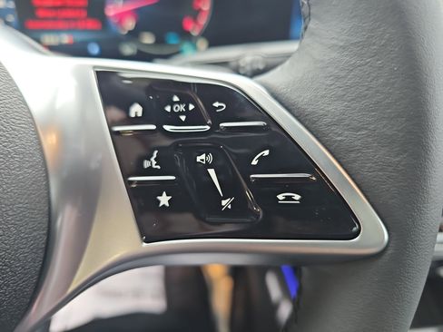 New 2026 Mercedes-Benz GLB 250 image 19