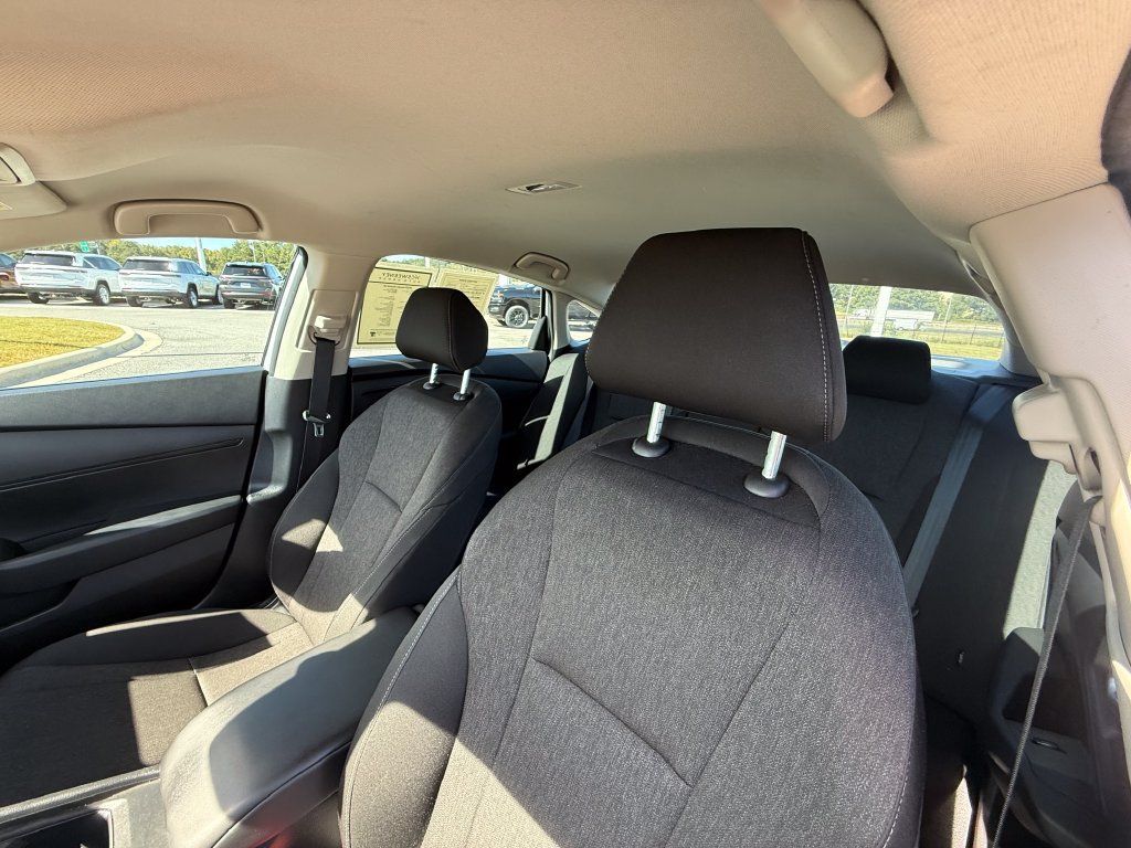 Used 2025 Honda Accord LX image 21