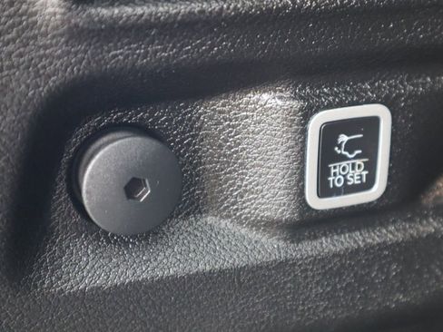 Used 2022 Jeep Grand Cherokee L Limited image 35