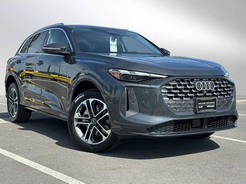 New 2025 Audi Q5 Premium image 7