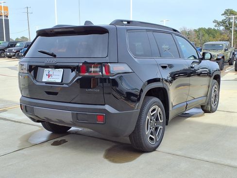 New 2026 Jeep Cherokee Laredo image 6
