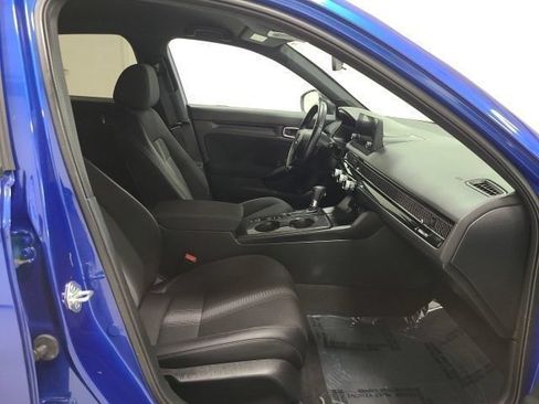 Used 2023 Honda Civic Sport image 13