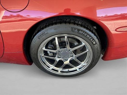 Used 1998 Chevrolet Corvette Convertible w/ Memory Pkg image 14