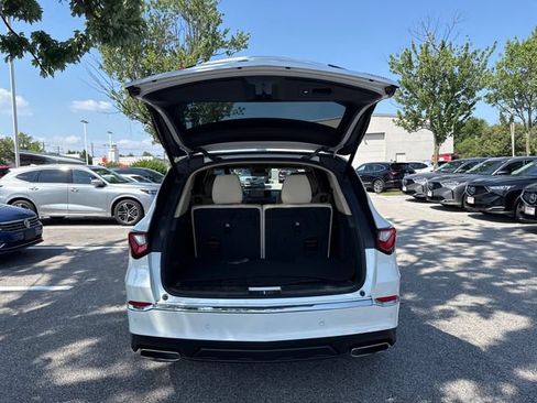 Used 2023 Acura MDX SH-AWD w/ Advance Package image 11