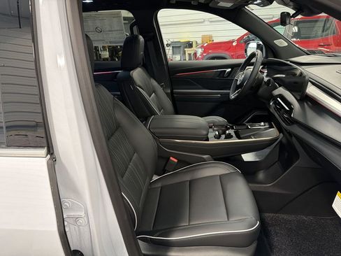 New 2026 Buick Enclave Avenir w/ Super Cruise Package image 26