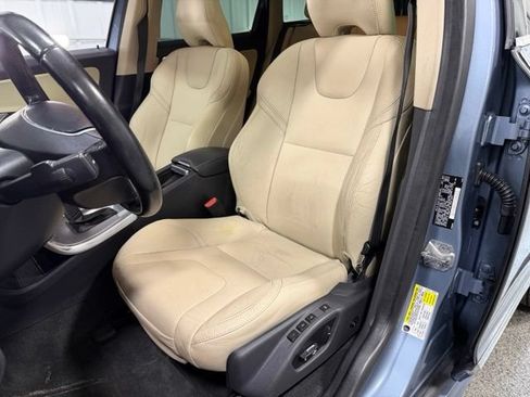 Used 2017 Volvo XC60 T6 Dynamic w/ Preferred Option Package AWD/4WD image 22