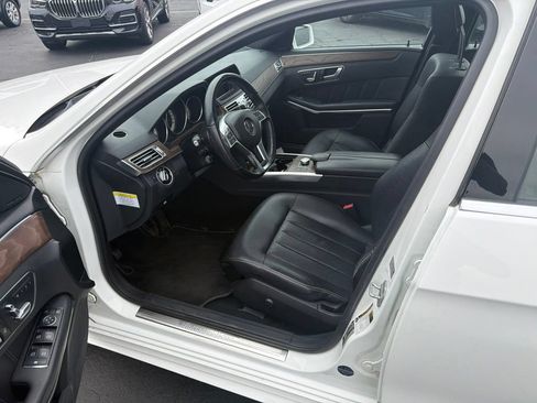 Used 2014 Mercedes-Benz E 350 4MATIC Sedan image 10