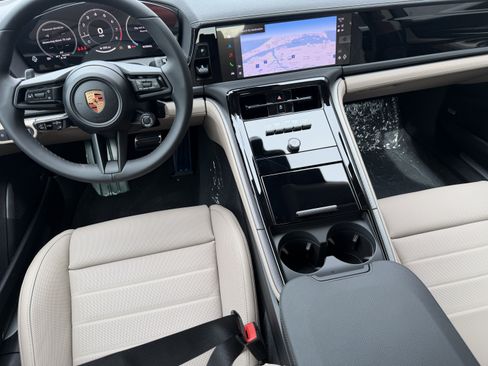 New 2026 Porsche Panamera 4 AWD/4WD image 16