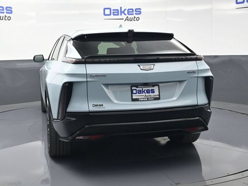Used 2024 Cadillac Lyriq Sport RWD image 6