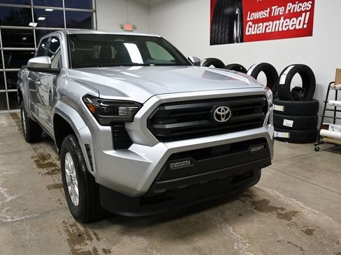 New 2026 Toyota Tacoma SR5 image 4