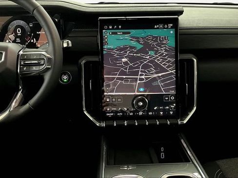 New 2025 GMC Acadia Elevation image 8