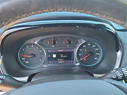 Used 2023 Chevrolet Traverse RS image 20