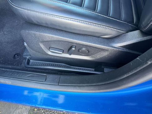 Used 2024 Ford Edge SEL image 22