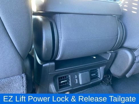 Certified 2025 Chevrolet Silverado 1500 LT image 19