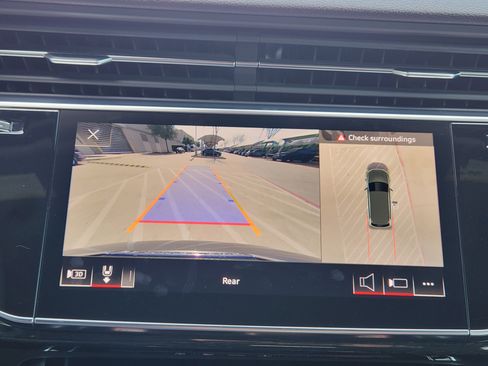 Used 2022 Audi Q7 3.0T Premium Plus image 19