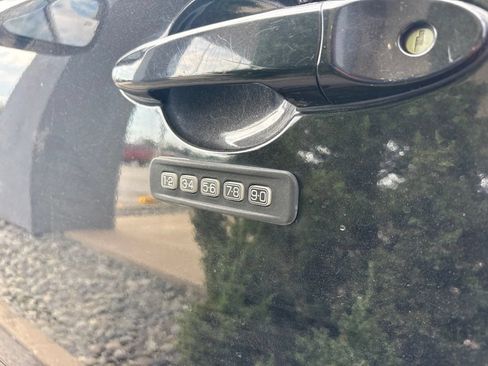 Used 2011 Ford Escape Limited w/ 302A Rapid Spec Order Code AWD/4WD image 16