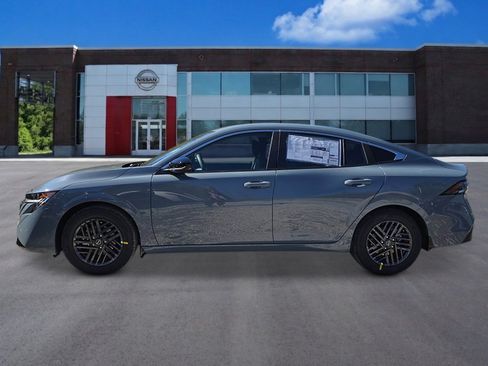 New 2026 Nissan Sentra SV w/ SV Convenience Package FWD image 2