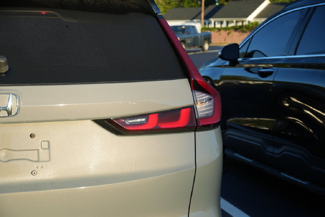 Used 2025 Honda CR-V EX image 19