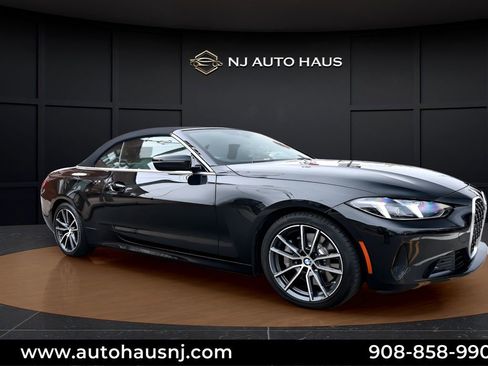 Used 2025 BMW 430i Convertible w/ Premium Package RWD image 17