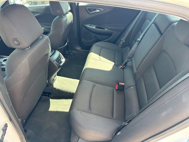 Used 2023 Chevrolet Malibu LT FWD image 14