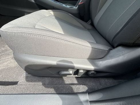 New 2026 Subaru Crosstrek 2.0i Premium AWD/4WD image 12