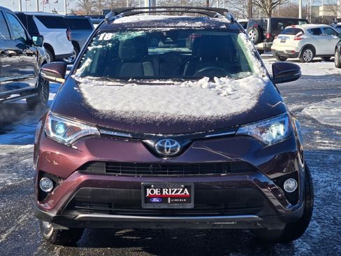 Used 2018 Toyota RAV4 XLE image 2