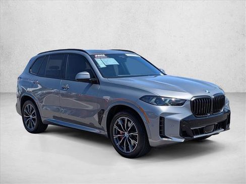 Certified 2024 BMW X5 xDrive40i w/ M Sport Package AWD/4WD image 3