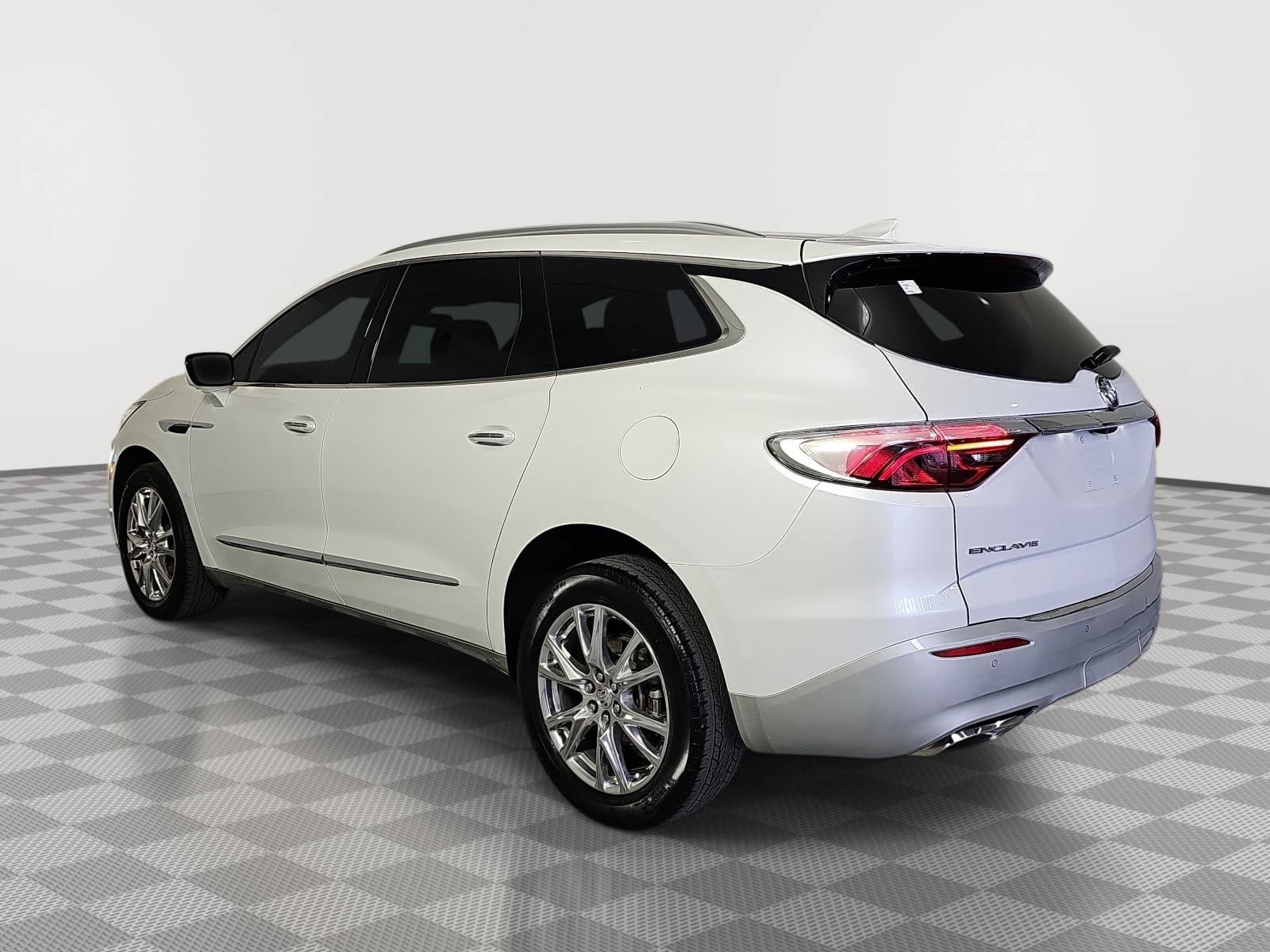 Used 2023 Buick Enclave Premium w/ Experience Buick Package FWD image 6