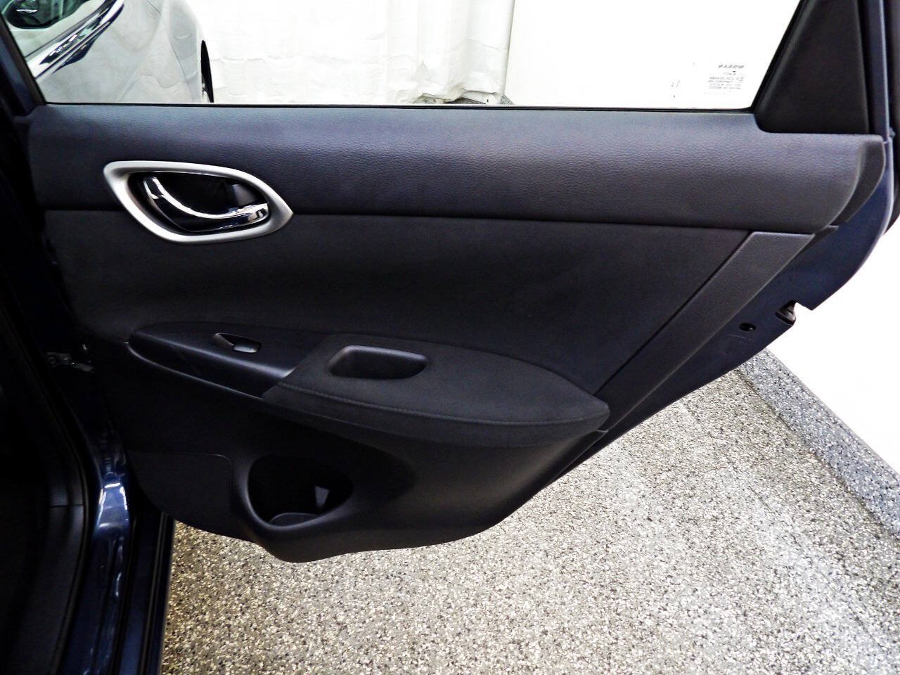 Used 2013 Nissan Sentra SV FWD image 12