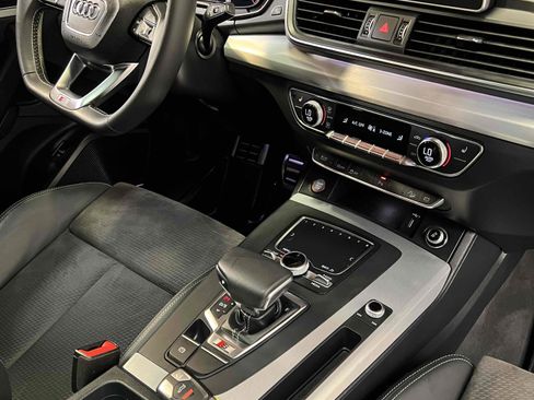 Used 2018 Audi SQ5 Prestige w/ Prestige Package image 50