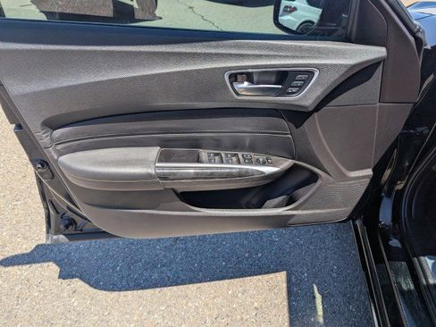 Used 2019 Acura TLX FWD image 10