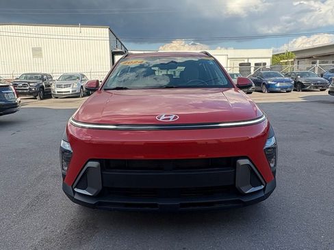 Used 2024 Hyundai Kona SEL FWD image 8