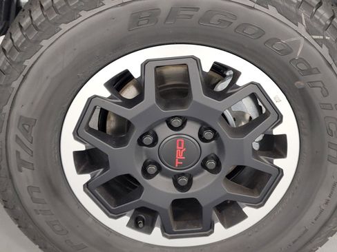 New 2026 Toyota Tacoma TRD Off-Road image 8