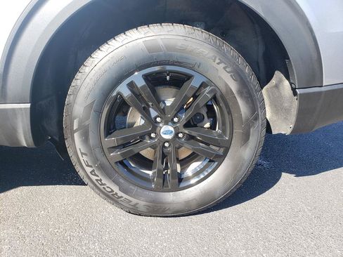 Used 2022 Ford Explorer 4WD image 27