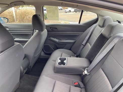 Used 2024 Nissan Altima 2.5 SV image 16