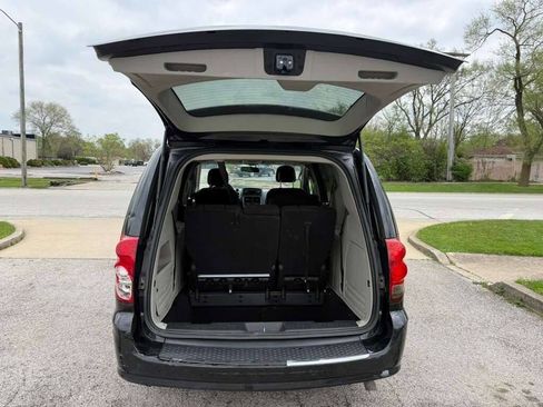 Used 2013 Dodge Grand Caravan SE image 10