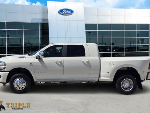 Used 2024 RAM 3500 Laramie w/ Towing Technology Group image 3
