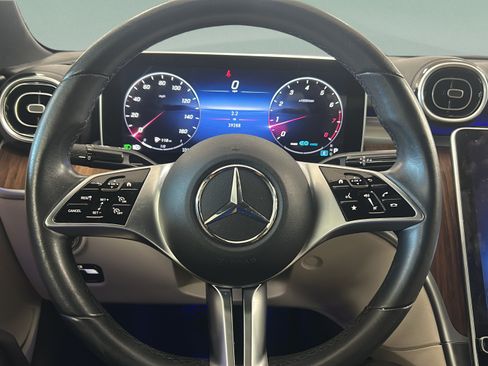 Used 2022 Mercedes-Benz C 300 Sedan image 23