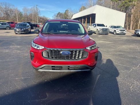 New 2025 Ford Escape Active w/ Active Premium Tech Pack image 2